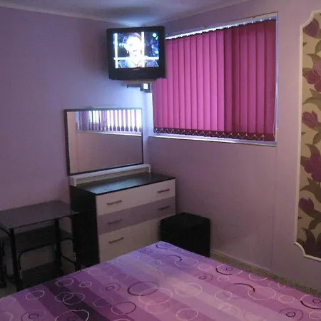 Summer House 게스트하우스