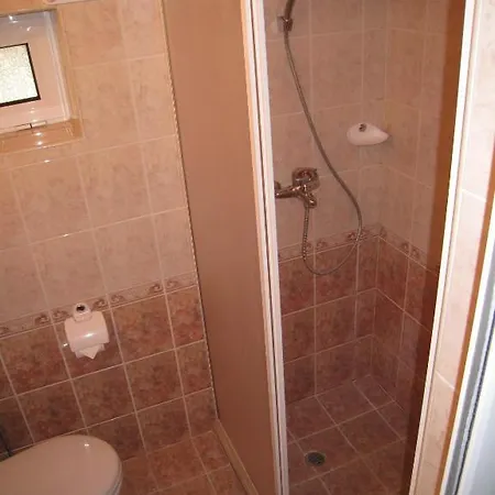 Summer House 3* 산콘스탄틴앤헬레나