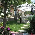 Summer House 3*