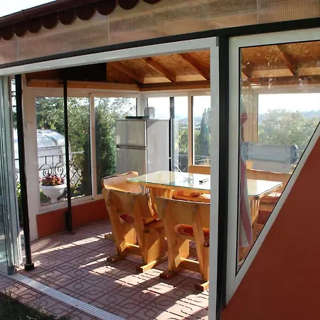 Vendégház Summer House 3*