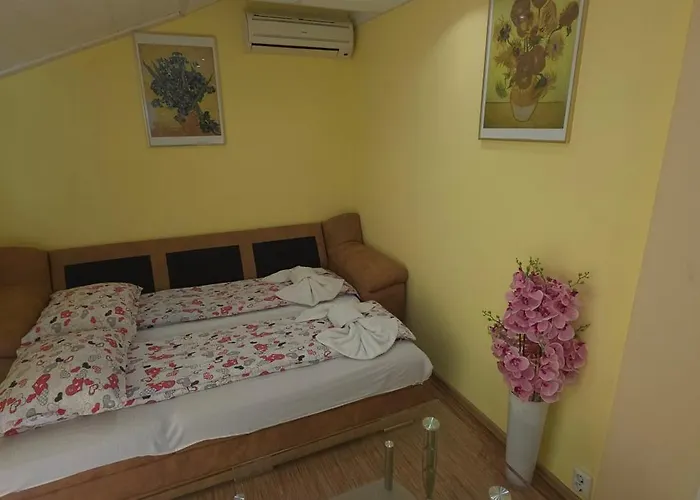 Summer House Maison d'hôtes St Constantin et Helena