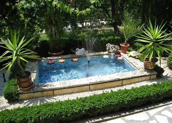 Maison d'hôtes Summer House St Constantin et Helena