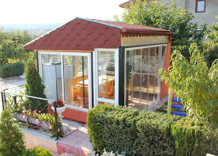 Maison d'hôtes Summer House 3*