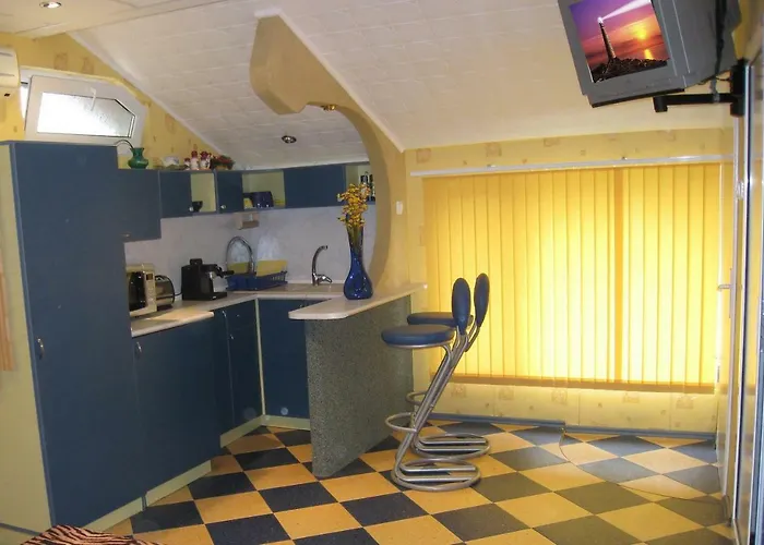 Summer House St Constantin et Helena